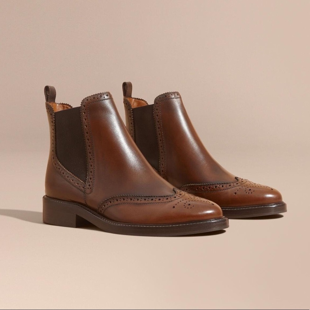 Burberry Leather Wingtip Chelsea Boots BrightCamel